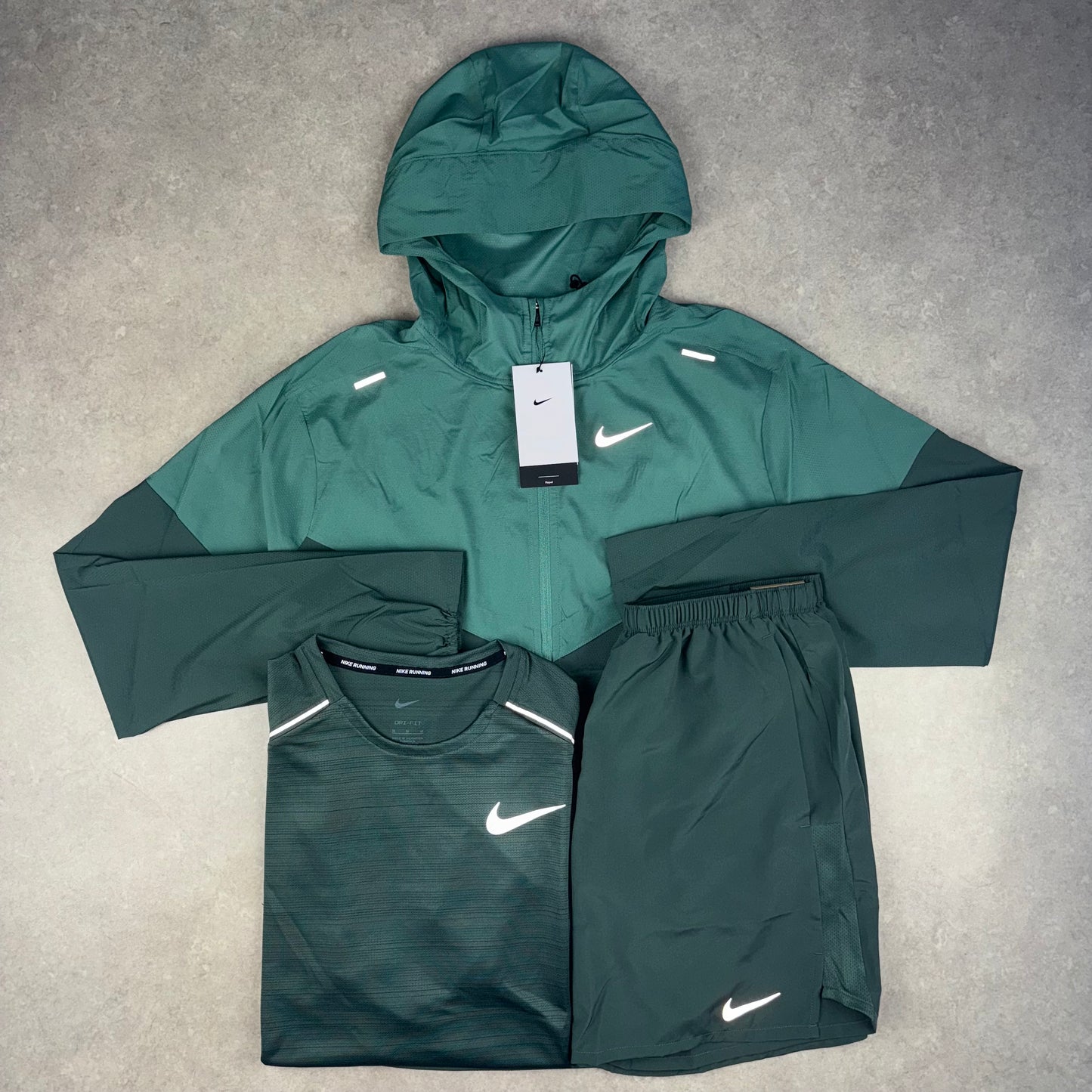 Nike 3 Piece UV Windrunner Set - Vintage Green