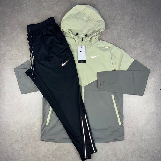 Nike UV Windrunner Jacket x Phenom Pants - Olive Aura