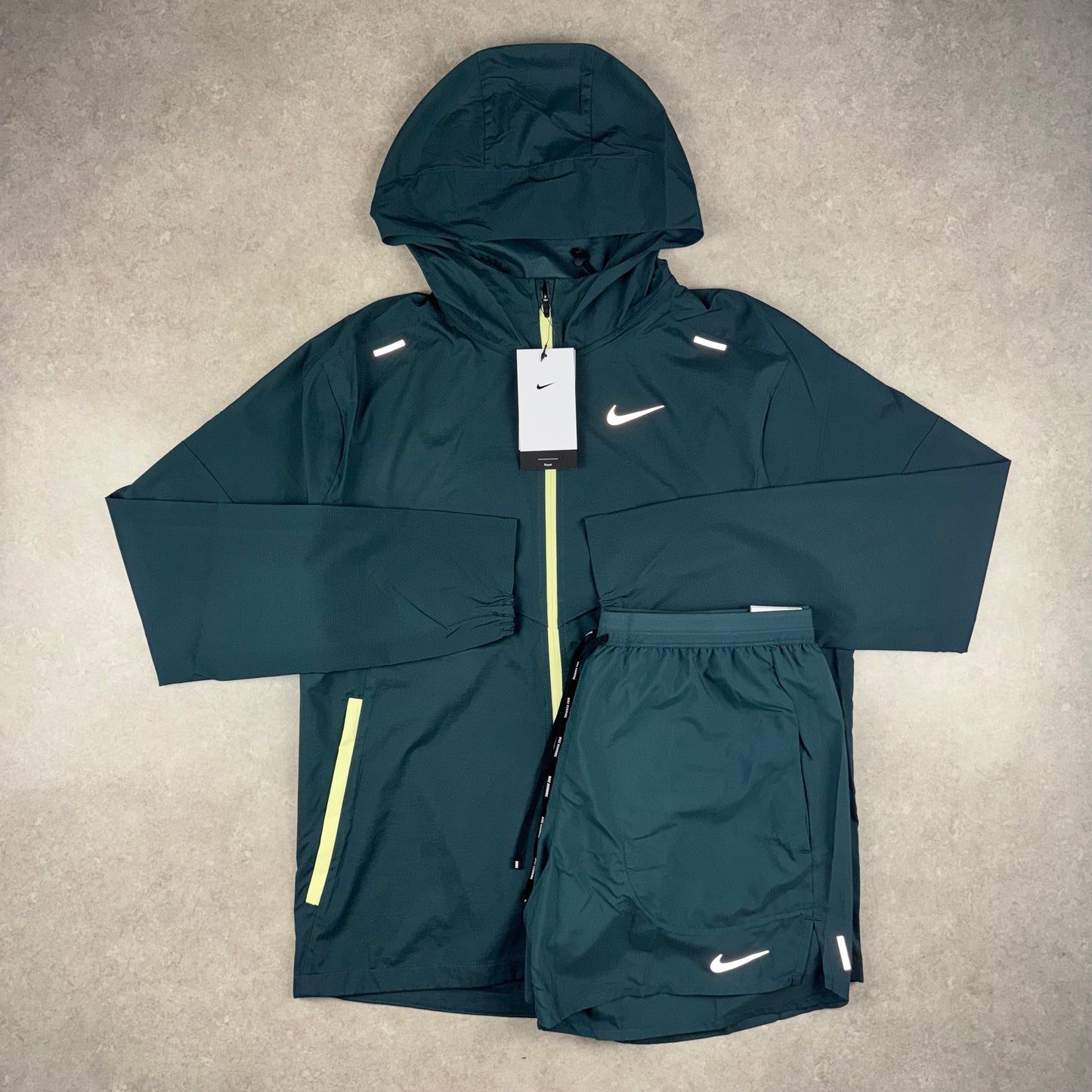 Nike UV Windrunner x Flex Stride Shorts Set - Deep Jungle