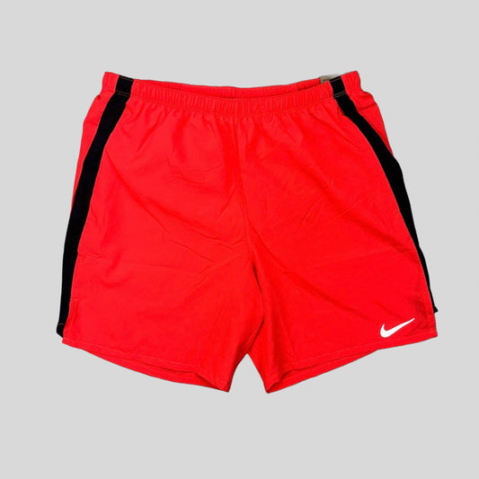 Nike 7'' Challenger Shorts - Crimson Red