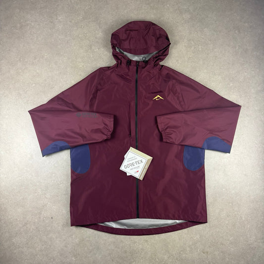 Nike Trail GORE-TEX INFINIUM Jacket - Maroon