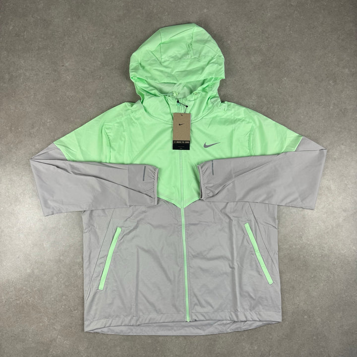 Nike 3 piece UV Windrunner Set - Vapour Green