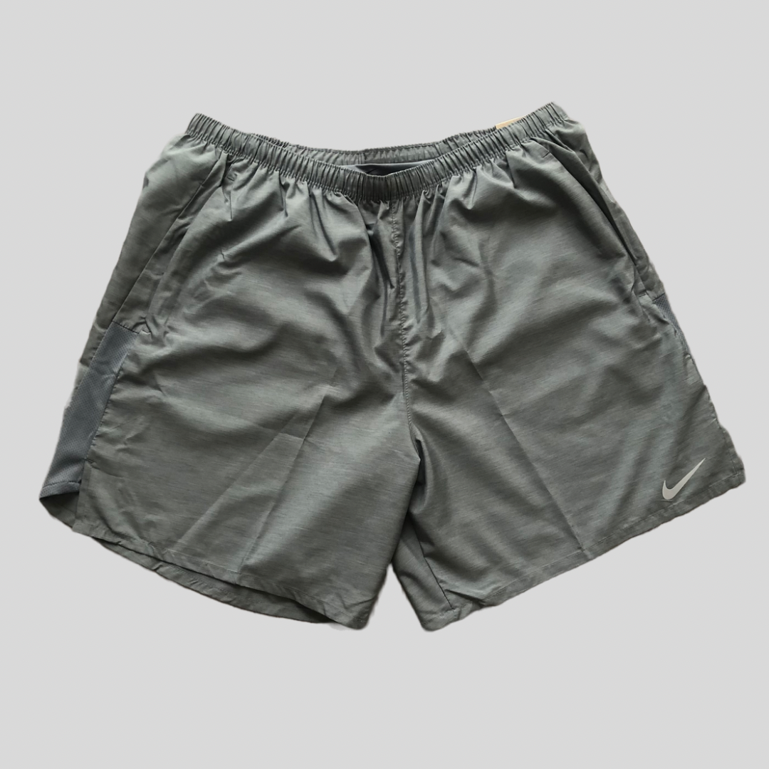 Nike 5'' Challenger Shorts - Grey