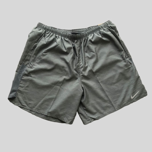 Nike 5'' Challenger Shorts - Grey